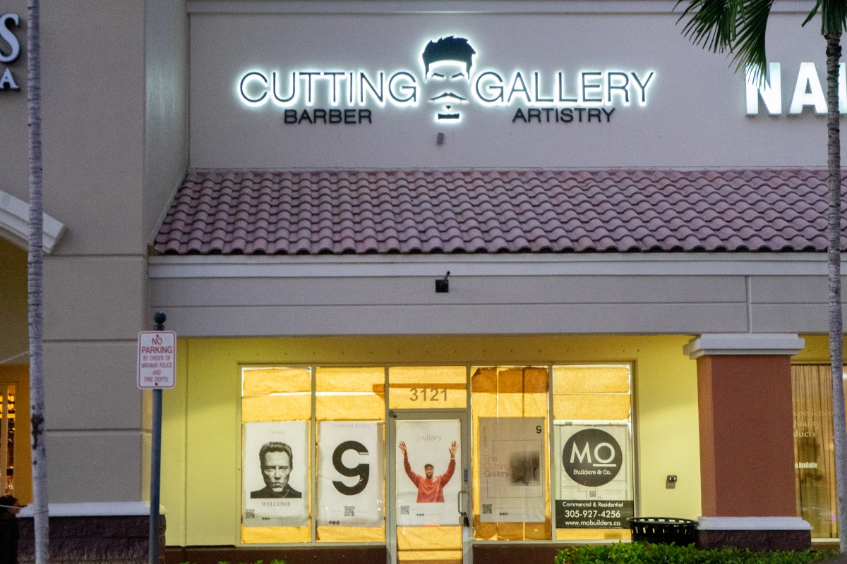 cuttinggallery.jpg