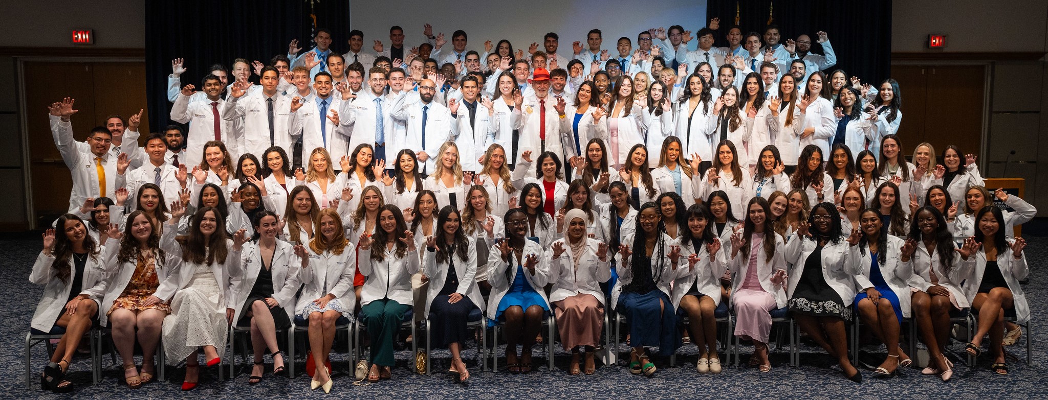 White coat ceremony officially welcomes new class of medical students ...