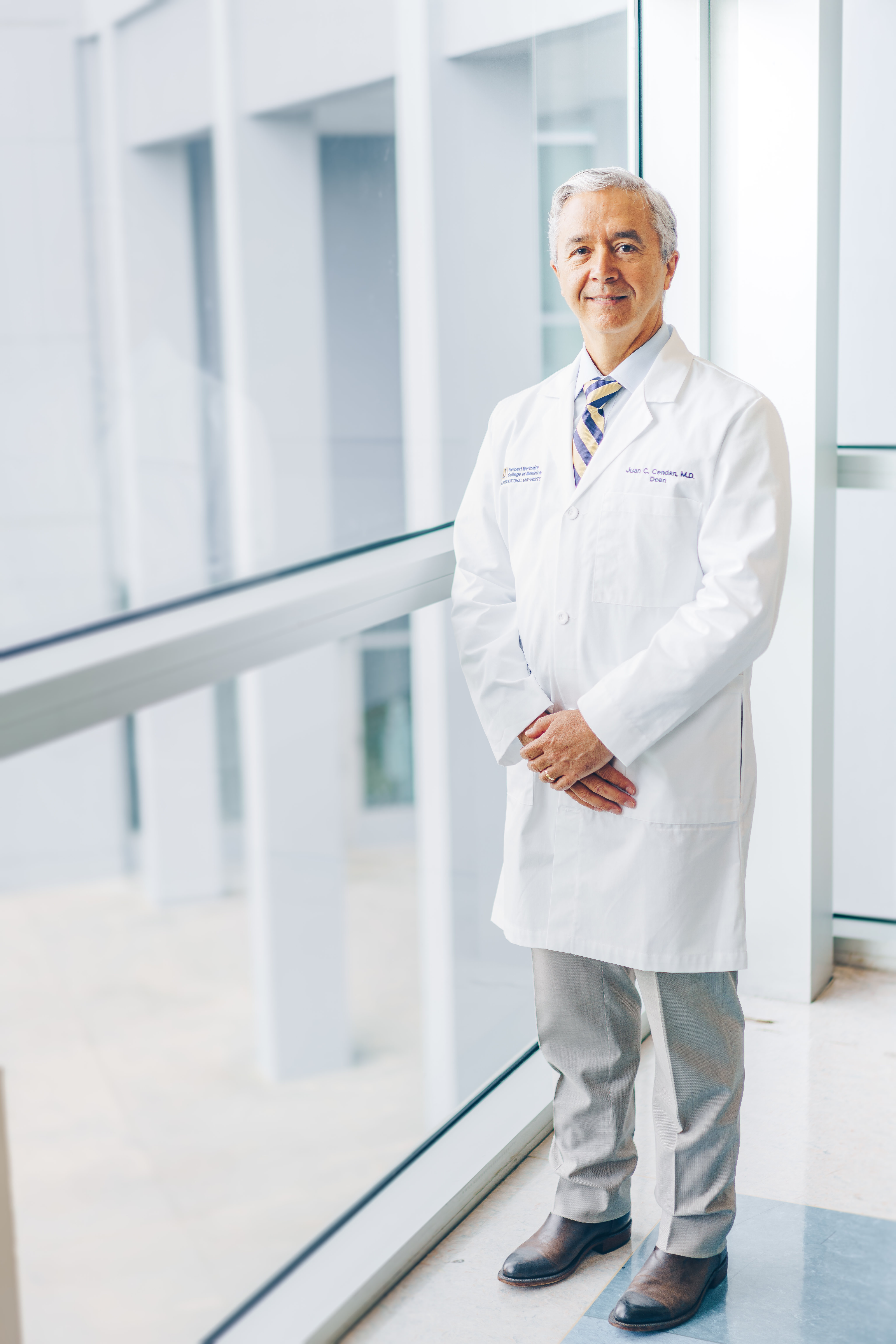 Dr. Cendan